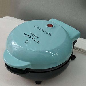 New Mini Portable Electric Waffle Maker Round Steel Waffle ‎110 Volts ‎550 Watts